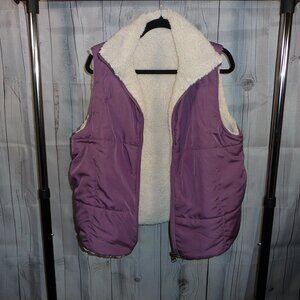 Discount Diva - Reversible Puffer Vest with Sherpa Lining - Plum, Ivory - XL